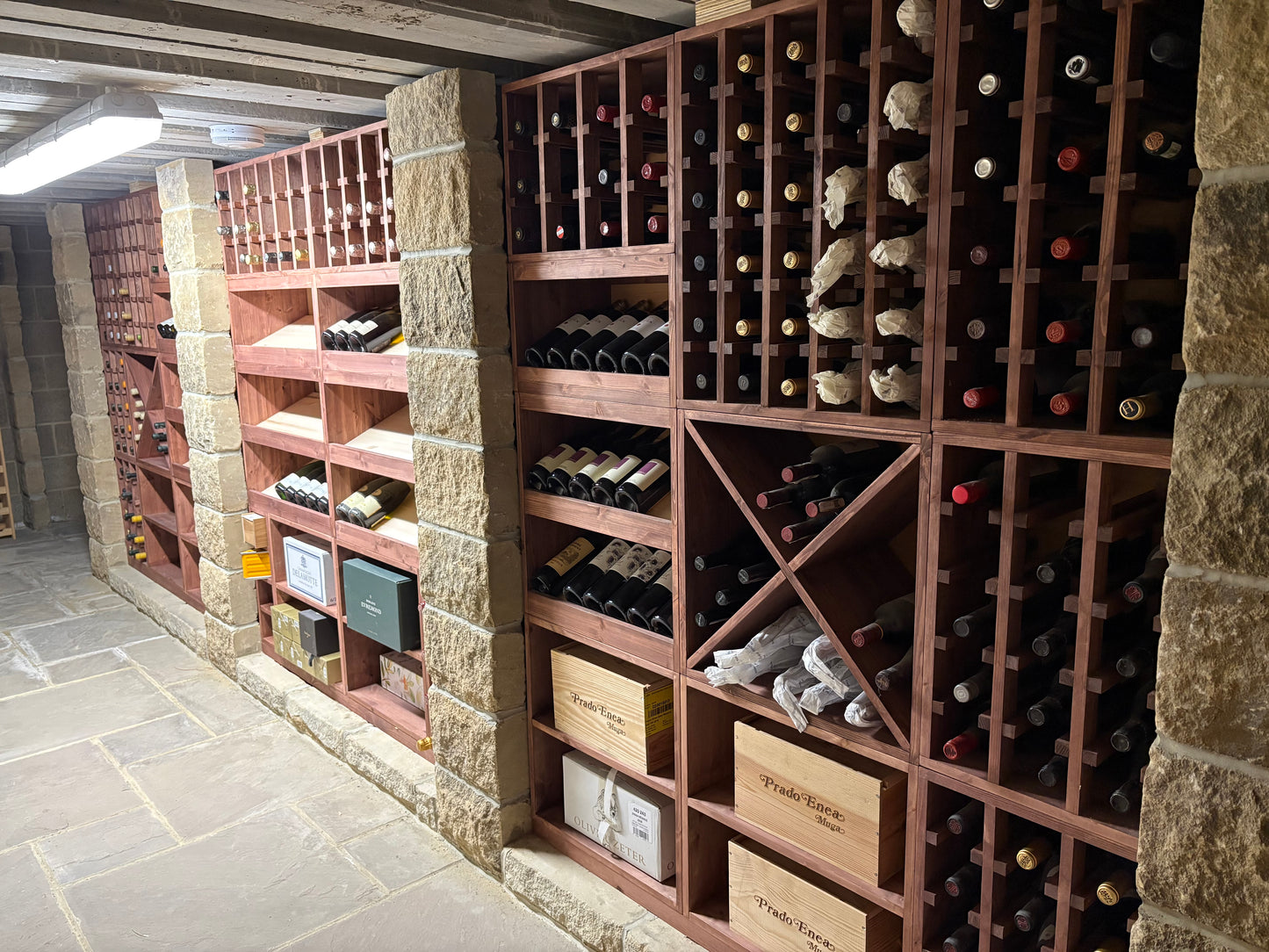 Premium modular wine cellar racks / wine storage